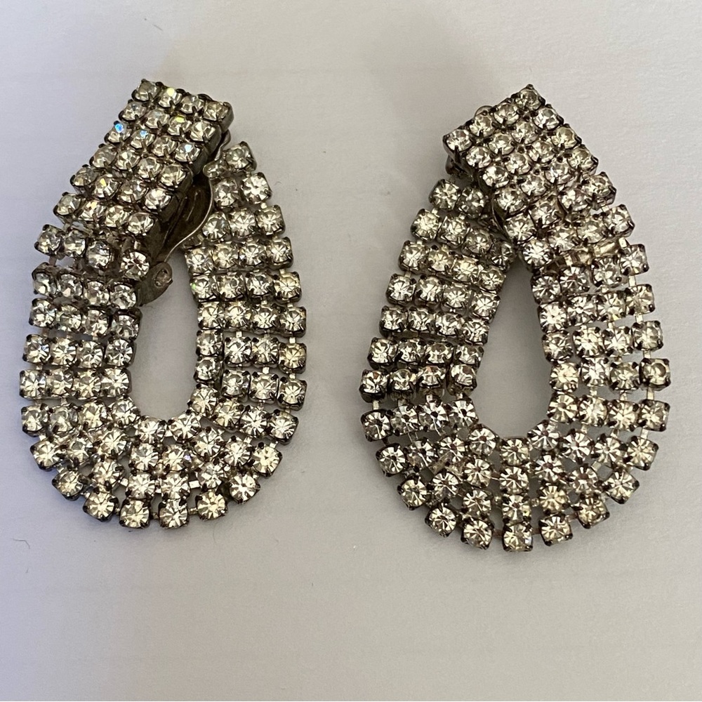 Vintage rhinestone dewdrop clip on earrings fold over drop
